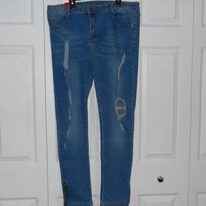 NWT Skirt BL Galmint 16 Distressed Jeans Zippered Ankles